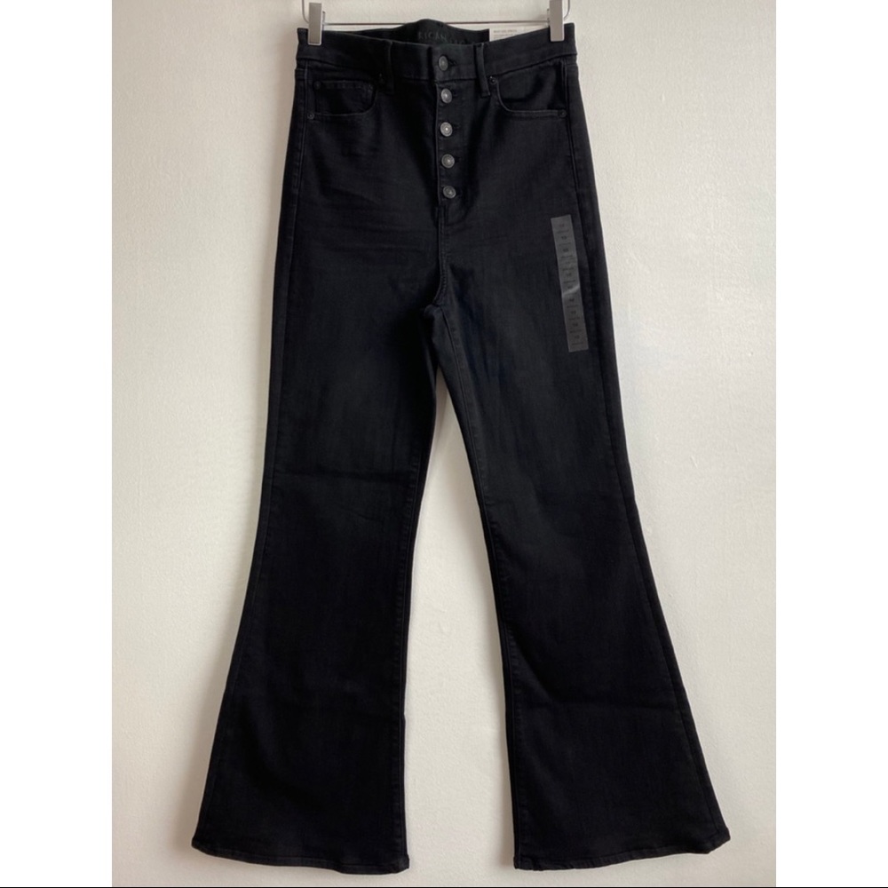 NWT American Eagle Curvy Highest Rise Flare Button Fly Black Jeans Size 10.